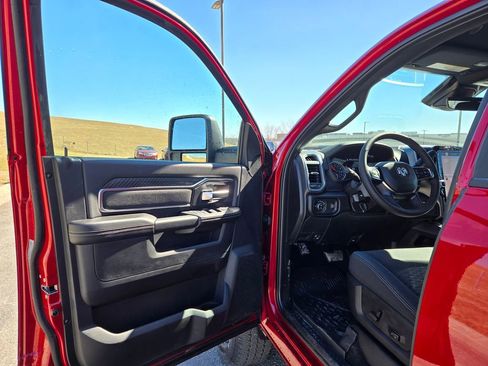 New 2026 RAM 2500 Big Horn AWD/4WD image 10