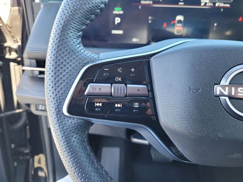 Used 2024 Nissan Ariya AWD image 21