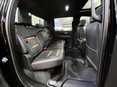 Used 2024 GMC Sierra 2500 AT4 w/ Technology Package image 18