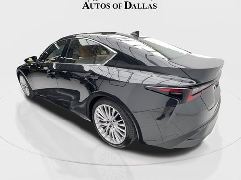 Used 2025 Lexus IS 300 300 CAM,SUNROOF,CLMT STS,BLIND w/ Premium Package image 10