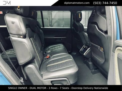Used 2025 Rivian R1S Adventure AWD/4WD image 20