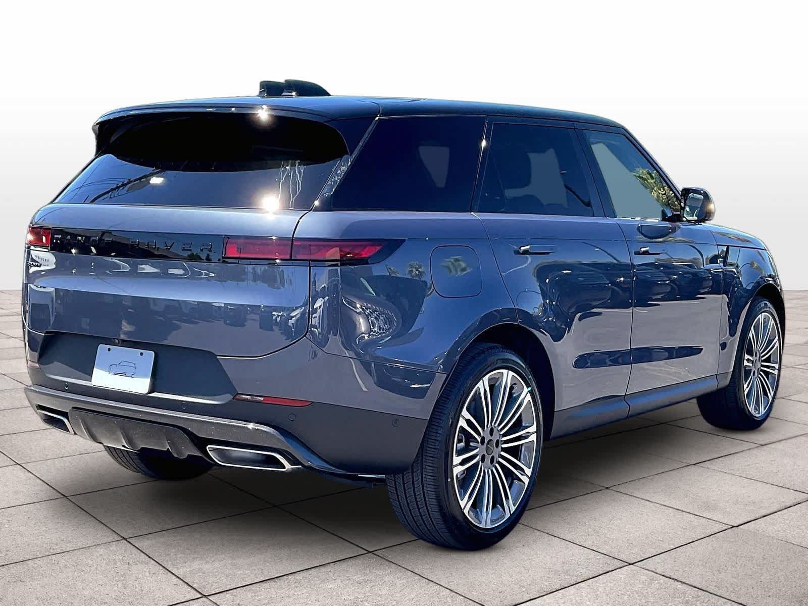 New 2026 Land Rover Range Rover Sport SE AWD/4WD image 4