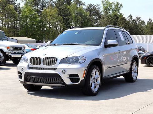 Used 2013 BMW X5 xDrive50i image 3