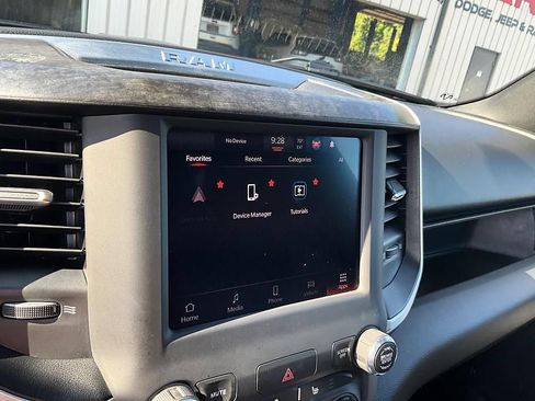 Used 2023 RAM 1500 Big Horn AWD/4WD image 22