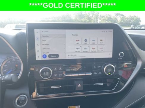 Certified 2024 Toyota Highlander XLE AWD/4WD image 22