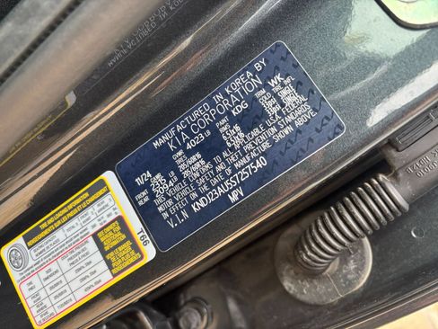 Used 2025 Kia Soul LX w/ LX Technology Package FWD image 27