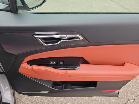 Certified 2023 Kia Sportage SX image 10