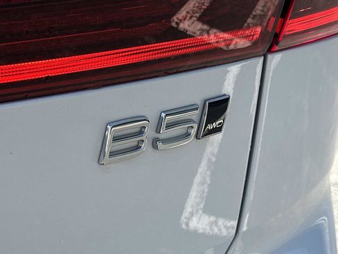 Certified 2026 Volvo XC60 B5 Plus w/ Protection Package Premier image 28