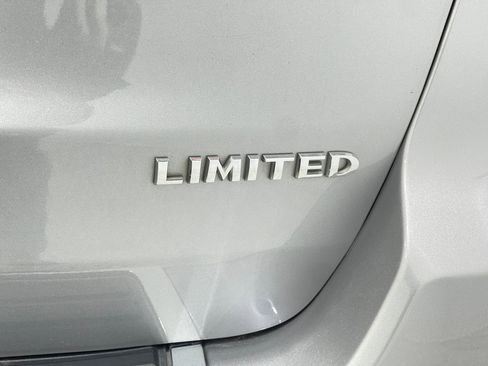 Used 2020 Jeep Grand Cherokee Limited w/ Premium Lighting Group image 41