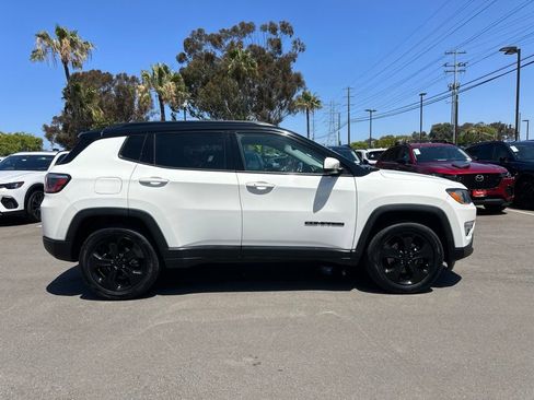 Used 2018 Jeep Compass Latitude w/ Popular Equipment Group AWD/4WD image 31