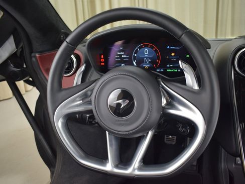 New 2026 McLaren GTS RWD image 23