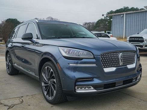 Used 2020 Lincoln Aviator Reserve w/ Equipment Group 201A image 37