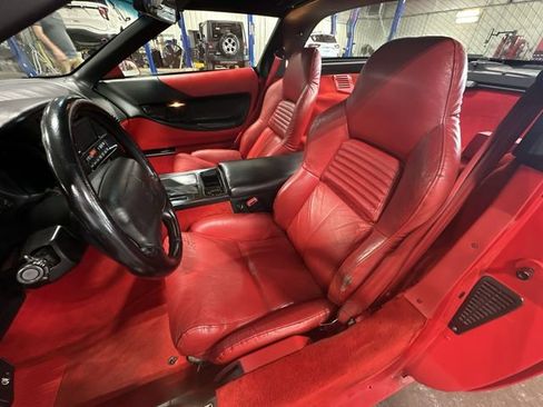 Used 1996 Chevrolet Corvette Coupe RWD image 17