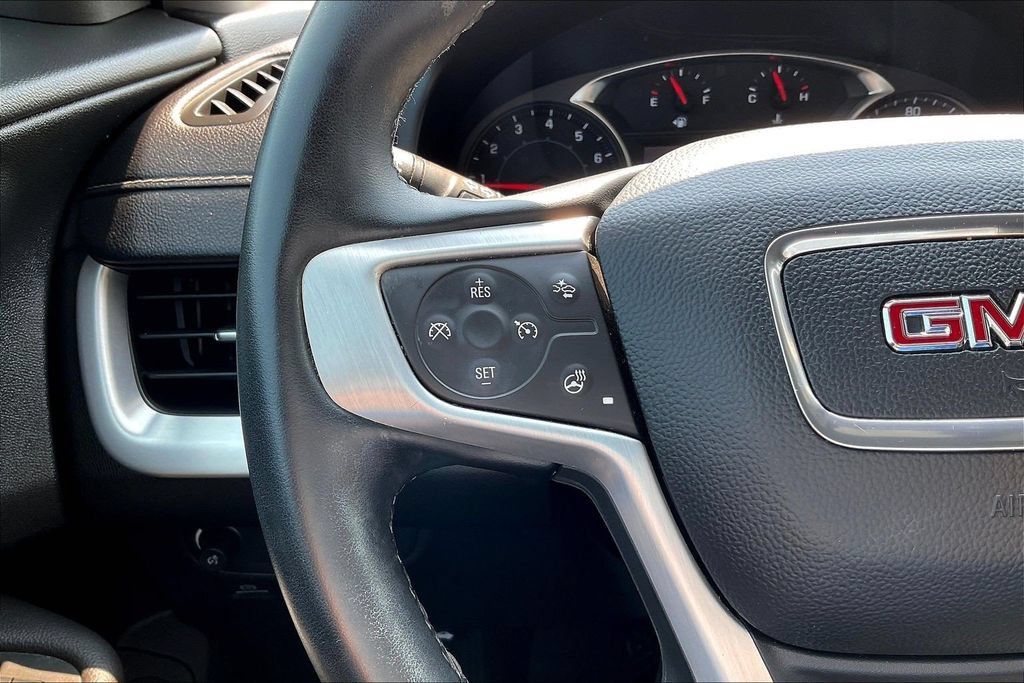 Used 2023 GMC Terrain SLT w/ Elevation Edition FWD image 14