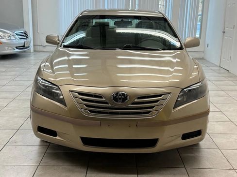 Used 2007 Toyota Camry LE image 2