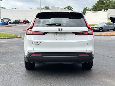 Used 2023 Honda CR-V LX image 10