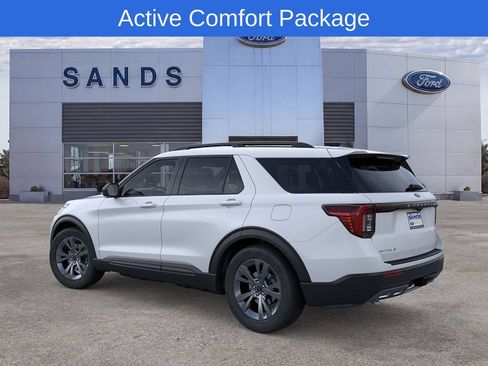 New 2026 Ford Explorer Active w/ Active Comfort Package AWD/4WD image 4