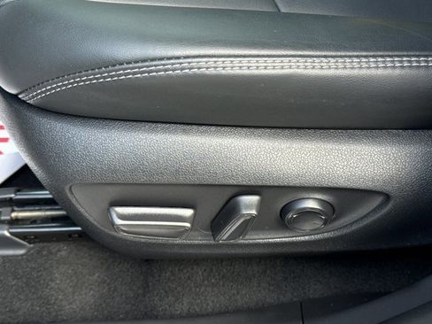 Used 2024 Toyota RAV4 XLE Premium image 17