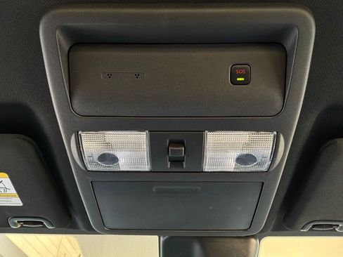 Used 2026 Nissan Frontier PRO-4X AWD/4WD image 18