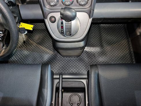 Used 2005 Honda Element EX image 37