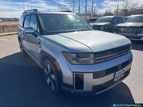 Used 2024 Hyundai Santa Fe Limited image 12