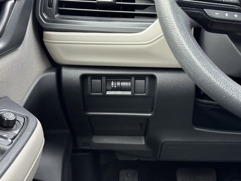Used 2025 Subaru Forester image 30