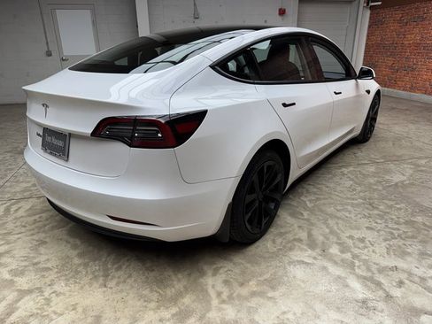 Used 2023 Tesla Model 3 Standard Range image 5