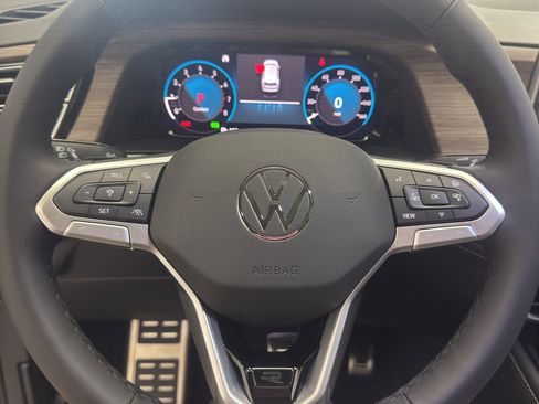 New 2025 Volkswagen Atlas SEL Premium R-Line image 12