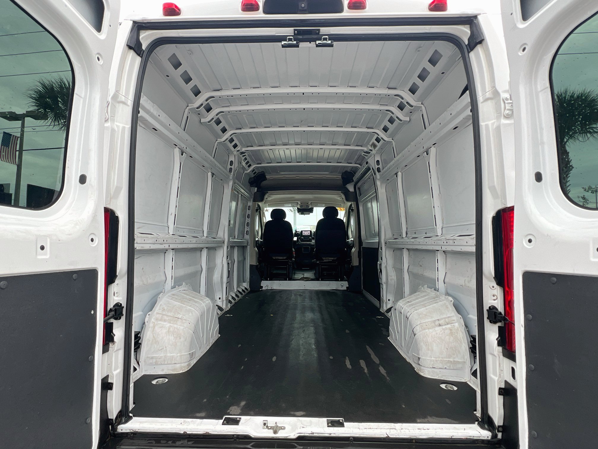 Used 2022 RAM ProMaster 2500 FWD image 34