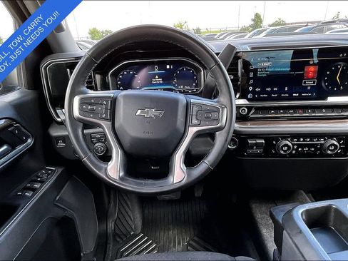 Used 2023 Chevrolet Silverado 1500 LT Trail Boss w/ Protection Package AWD/4WD image 6