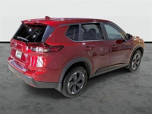 Used 2026 Nissan Rogue SV w/ Cold Weather Package AWD/4WD image 4