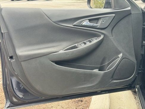 Used 2023 Chevrolet Malibu LT image 22