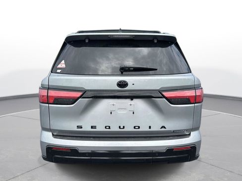Used 2025 Toyota Sequoia Platinum AWD/4WD image 7