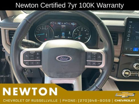 Used 2023 Ford Expedition Limited AWD/4WD image 13