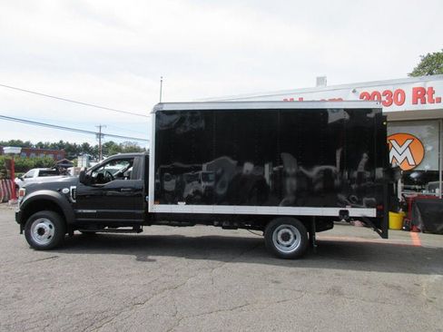 Used 2021 Ford F550 4x4 Regular Cab Super Duty w/ Power Equipment Group image 1