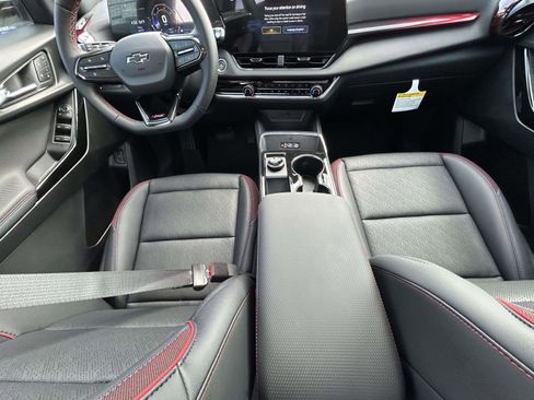 New 2026 Chevrolet Equinox RS AWD/4WD image 13