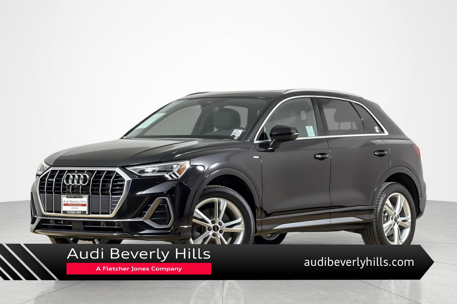 Used 2023 Audi Q3 2.0T Premium Plus w/ Premium Plus Package AWD/4WD image 1