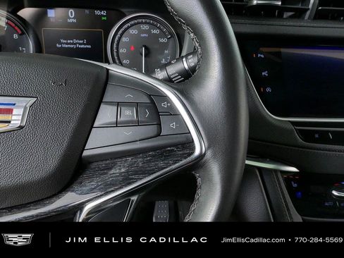 Certified 2023 Cadillac XT5 Premium Luxury w/ Technology Package FWD image 10
