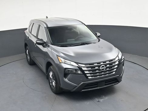 Certified 2026 Nissan Rogue S FWD image 30