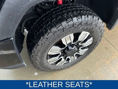 Used 2022 GMC Sierra 2500 Denali AWD/4WD image 7