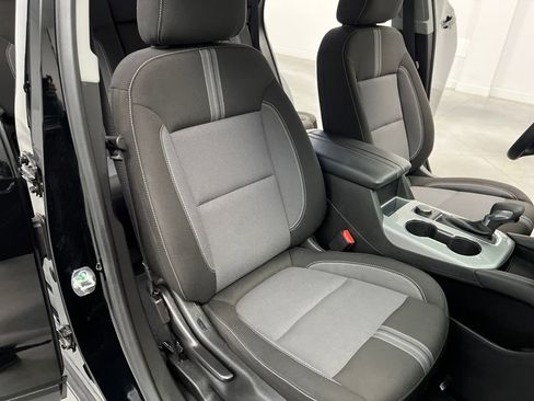 Used 2025 Chevrolet Blazer LT image 22