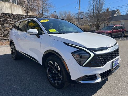 Certified 2025 Kia Sportage SX image 8