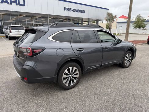 Used 2024 Subaru Outback Limited w/ Popular Package #2 AWD/4WD image 3