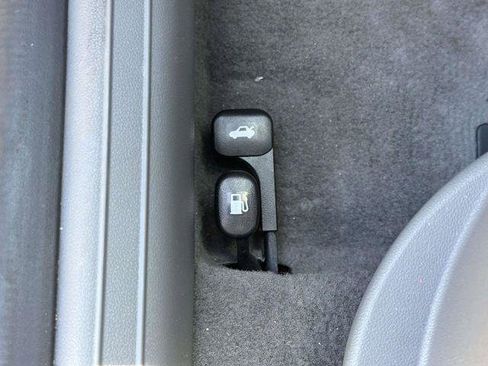 Used 2024 Hyundai Elantra SEL FWD image 19