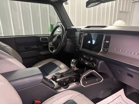 Used 2021 Ford Bronco Outer Banks AWD/4WD image 18