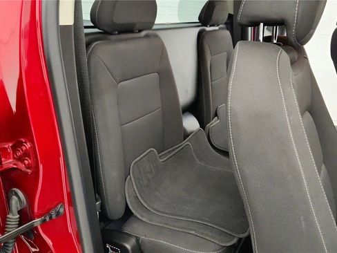 Used 2020 GMC Canyon SLE w/ Elevation Edition image 35