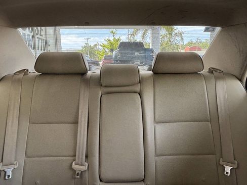 Used 2005 Lexus IS 300 image 24