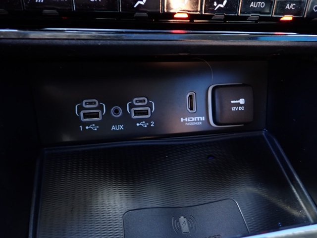 Used 2023 Jeep Grand Cherokee 30th Anniversary AWD/4WD image 20