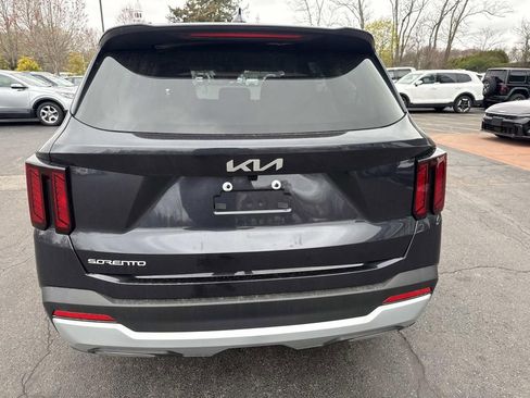 New 2026 Kia Sorento LX image 3