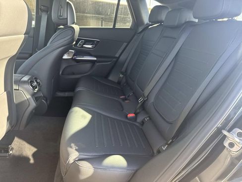 New 2026 Mercedes-Benz GLC 300 image 7